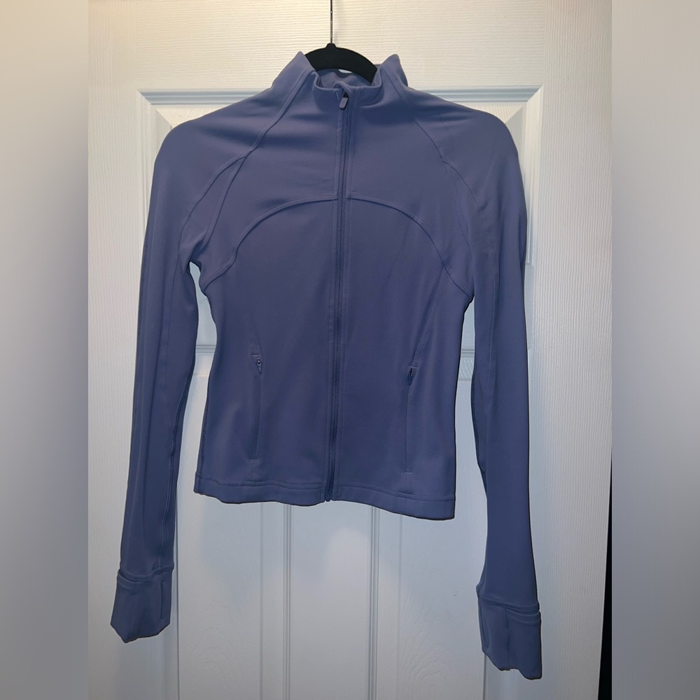 COPY - COPY - Lululemon cropped define jacket size 4 excellent condition